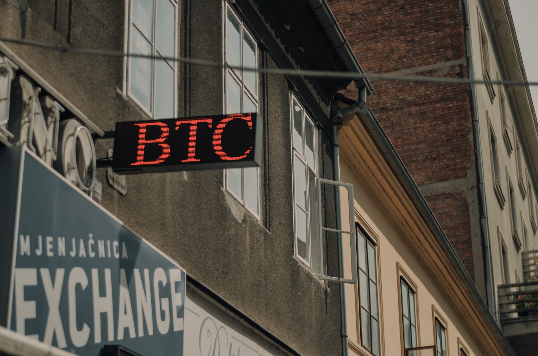 Cryptocurrency malware — Crypto Clipper Warns: 2026