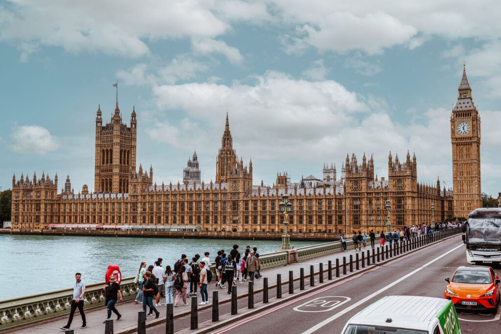 Uk prime minister — UK Prime Minister Breaks: 6 Reasons