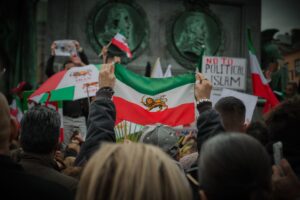 Iran us conflict — Iran US Conflict Breaks: 3 Key