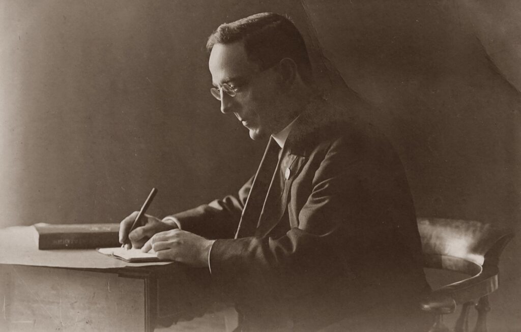 Max planck — Max Planck 2 Papers Breaks