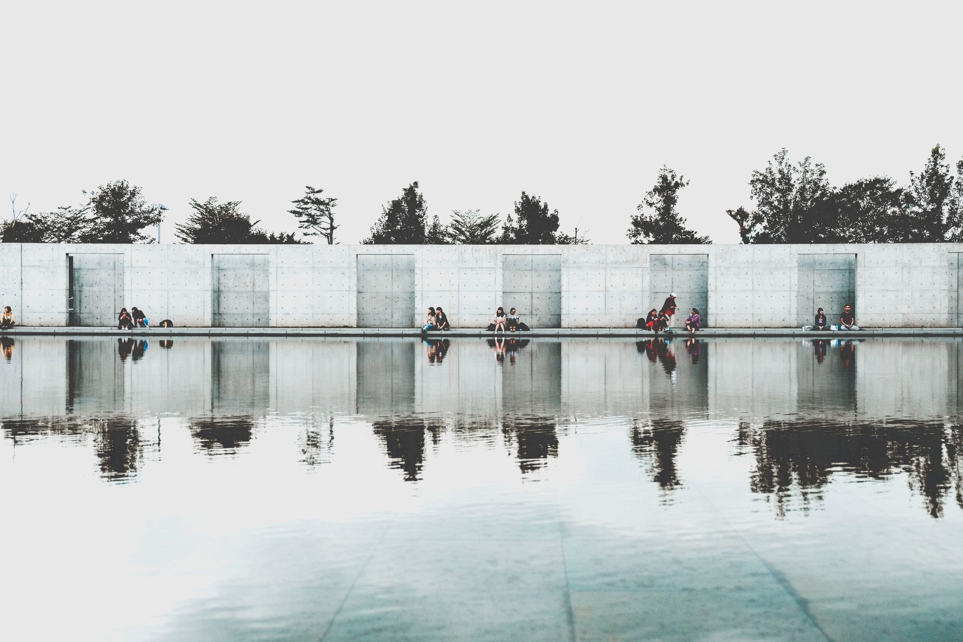 Reflecting pool โ Reflecting Pool Sparks 3 Key Controversies