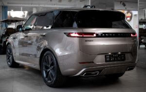 Range rover gt — Range Rover GT Reveals 2026: Luxury
