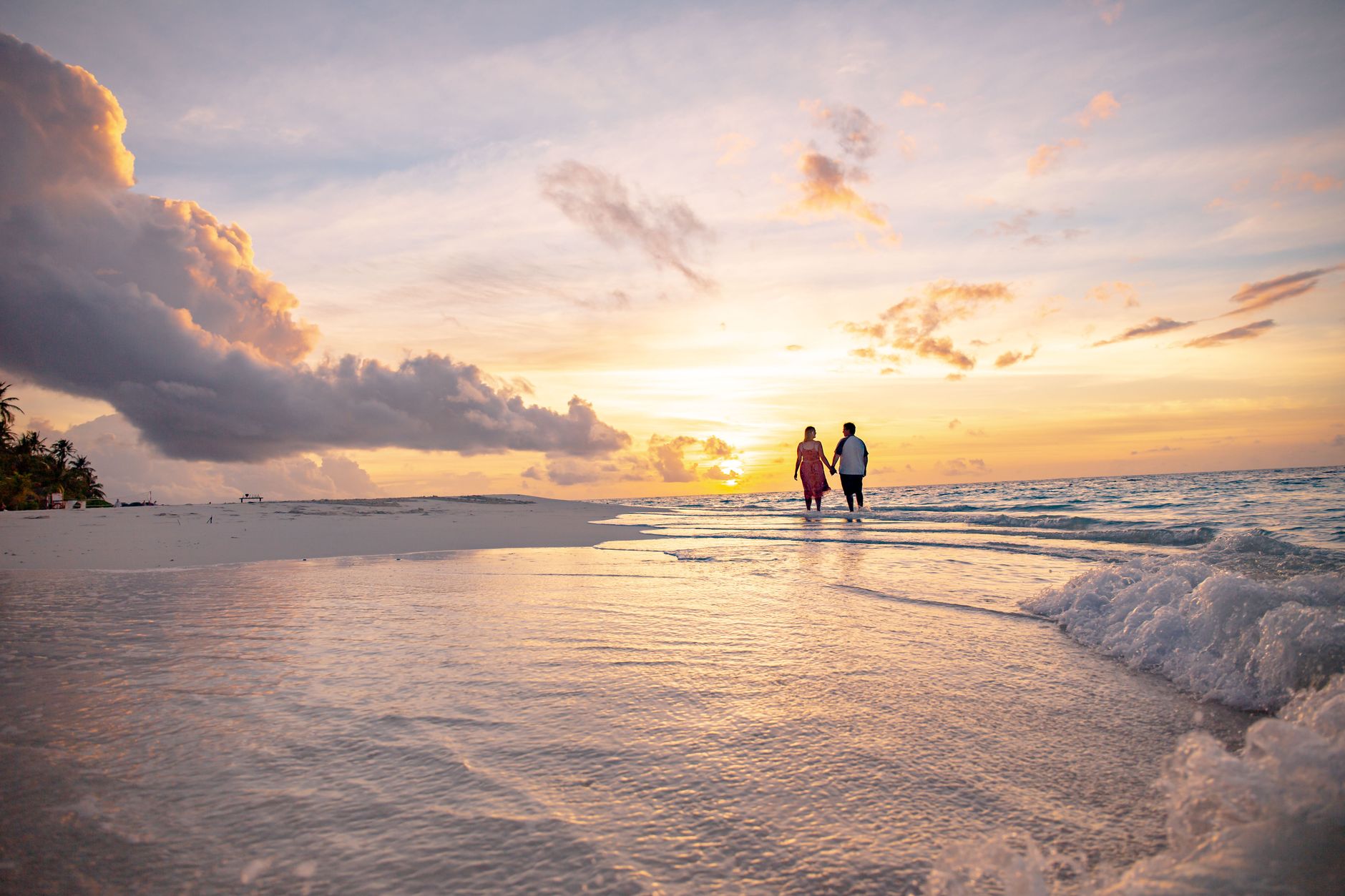 Love island — Love Island Breaks: 5 Dating