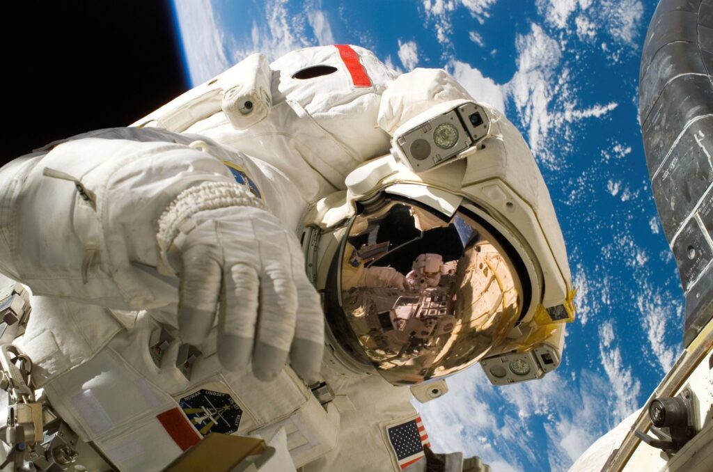 Spacewalks — 3 Spacewalks Reveals
