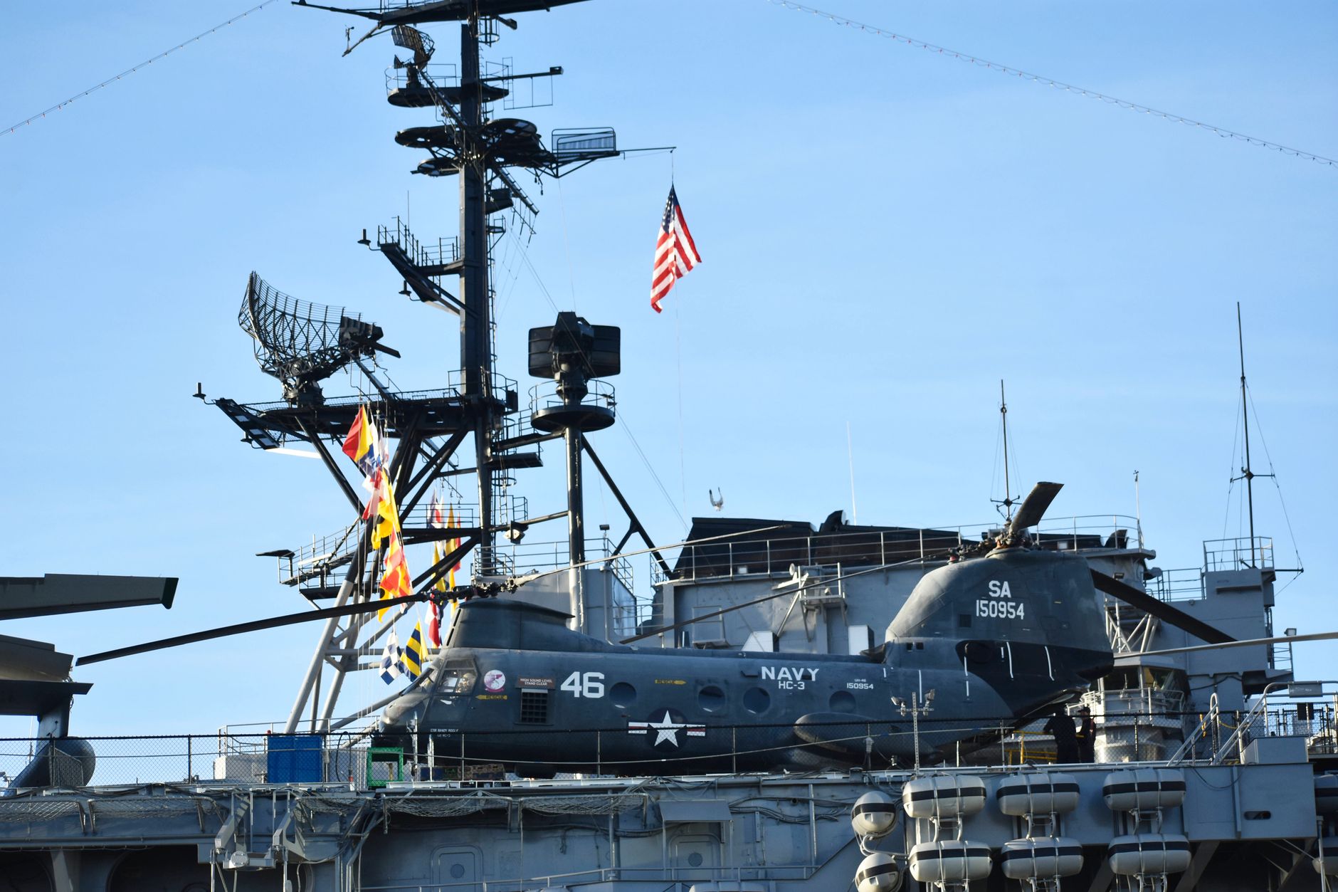 Us aircraft carrier — US Aircraft Carrier Faces 250 Days at Sea