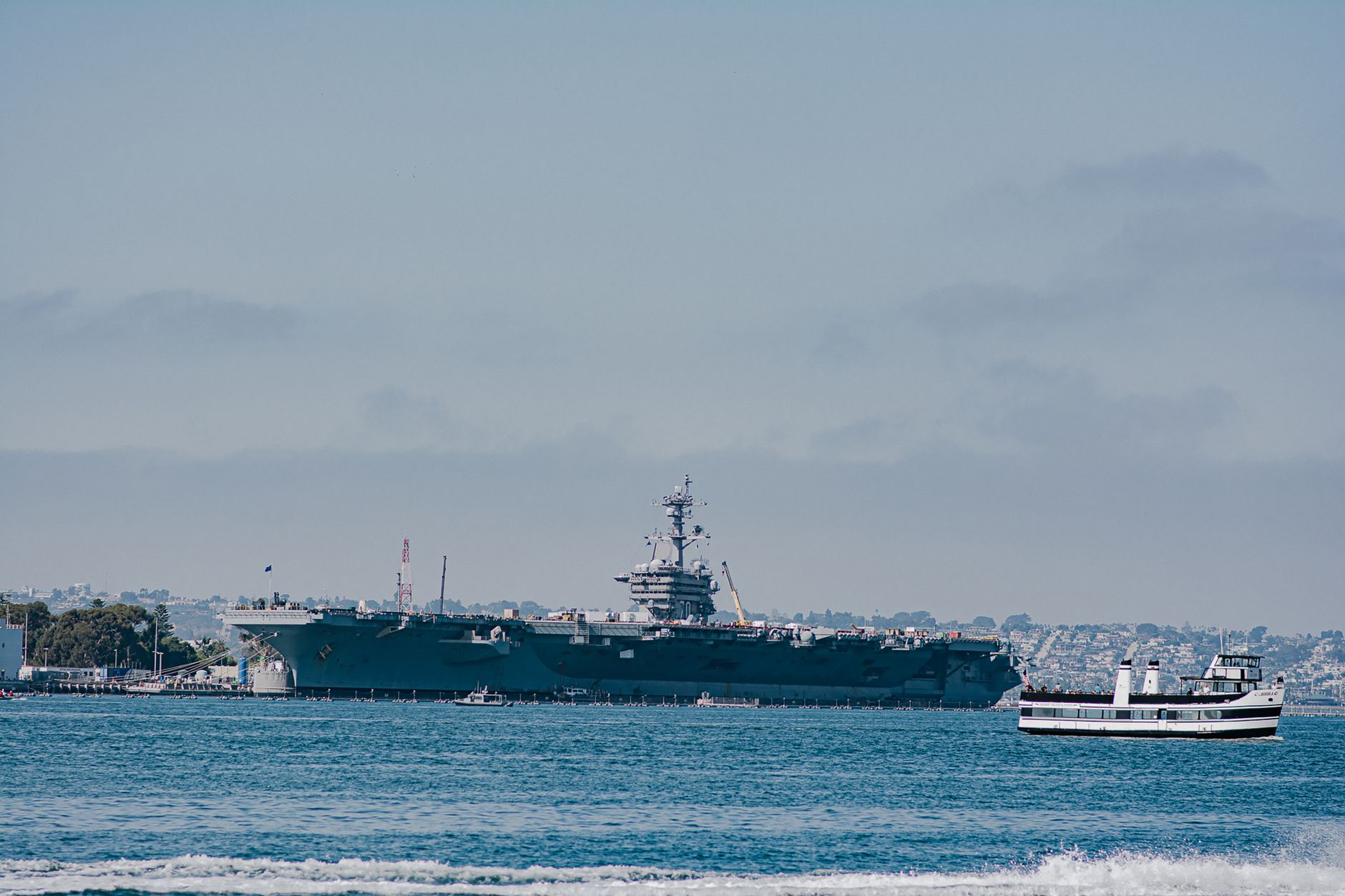 Uss lincoln — USS Lincoln 2026: Trump Faces Criticism
