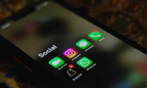 Doomscrolling apps — Doomscrolling Apps 5: Breaks Free
