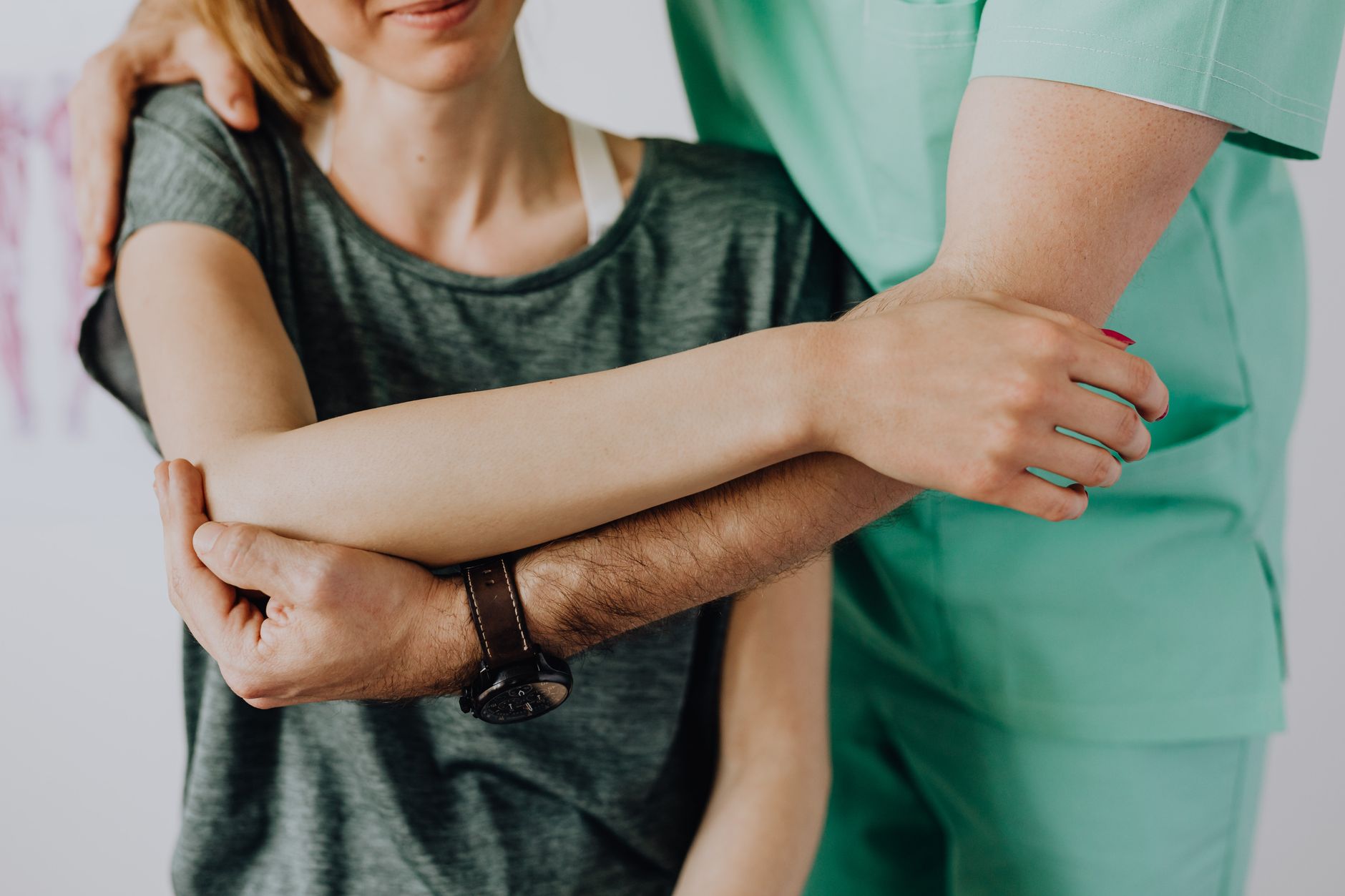 Missing shoulder joint — Missing Shoulder Joint Breaks: 1 Shocking Case