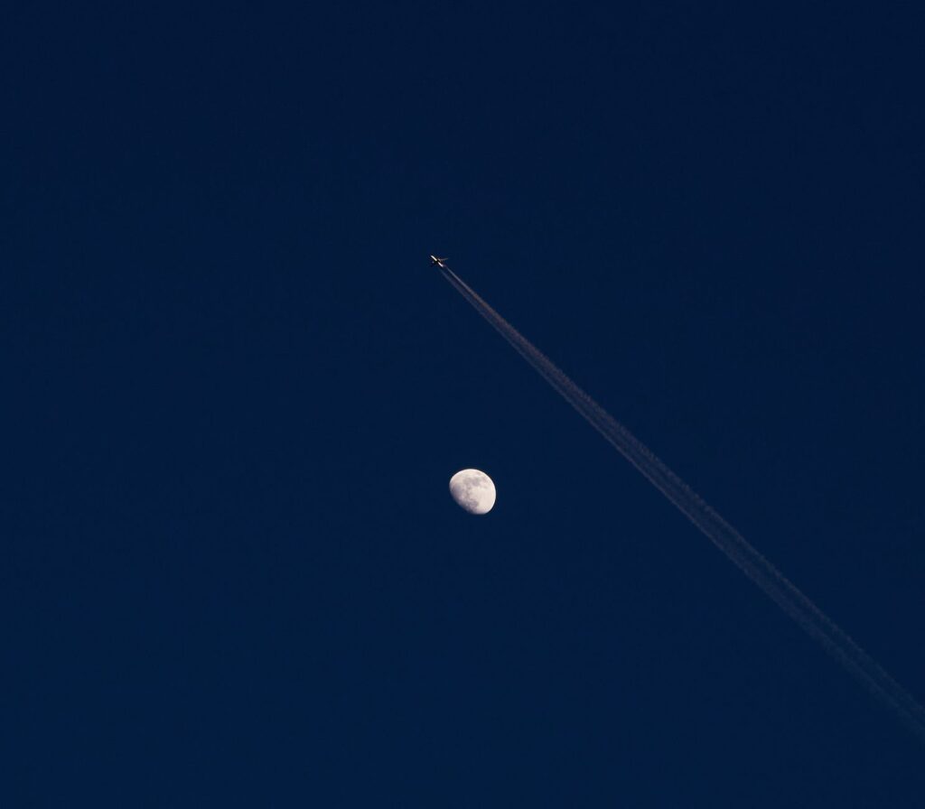 Lunar navigation — Lunar Navigation Breaks: 2028